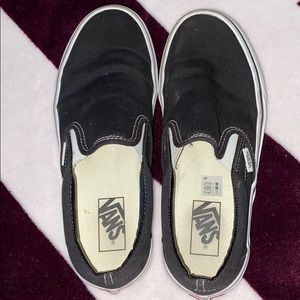 women’s black vans